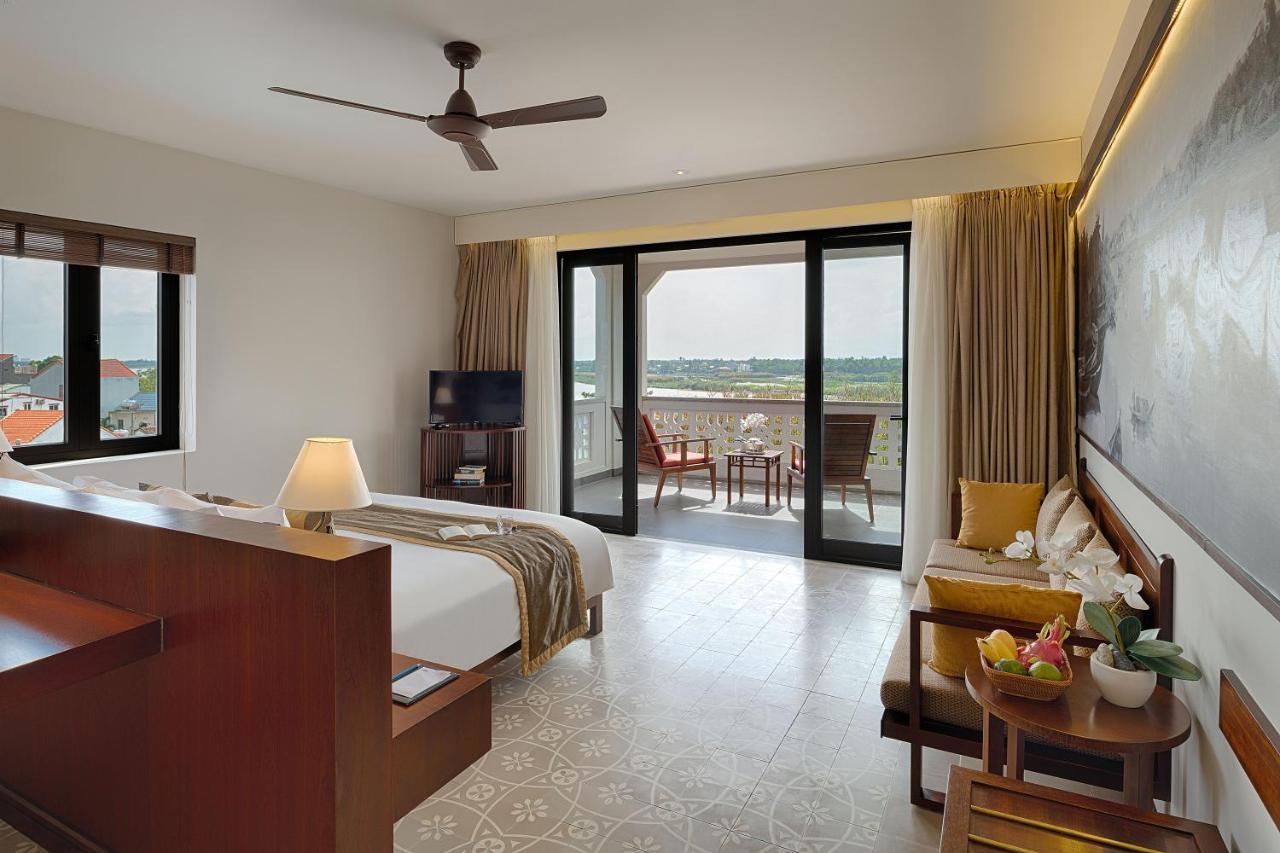 Rivertown Hoi An Resort & Spa Esterno foto A room at the Taj Bengal