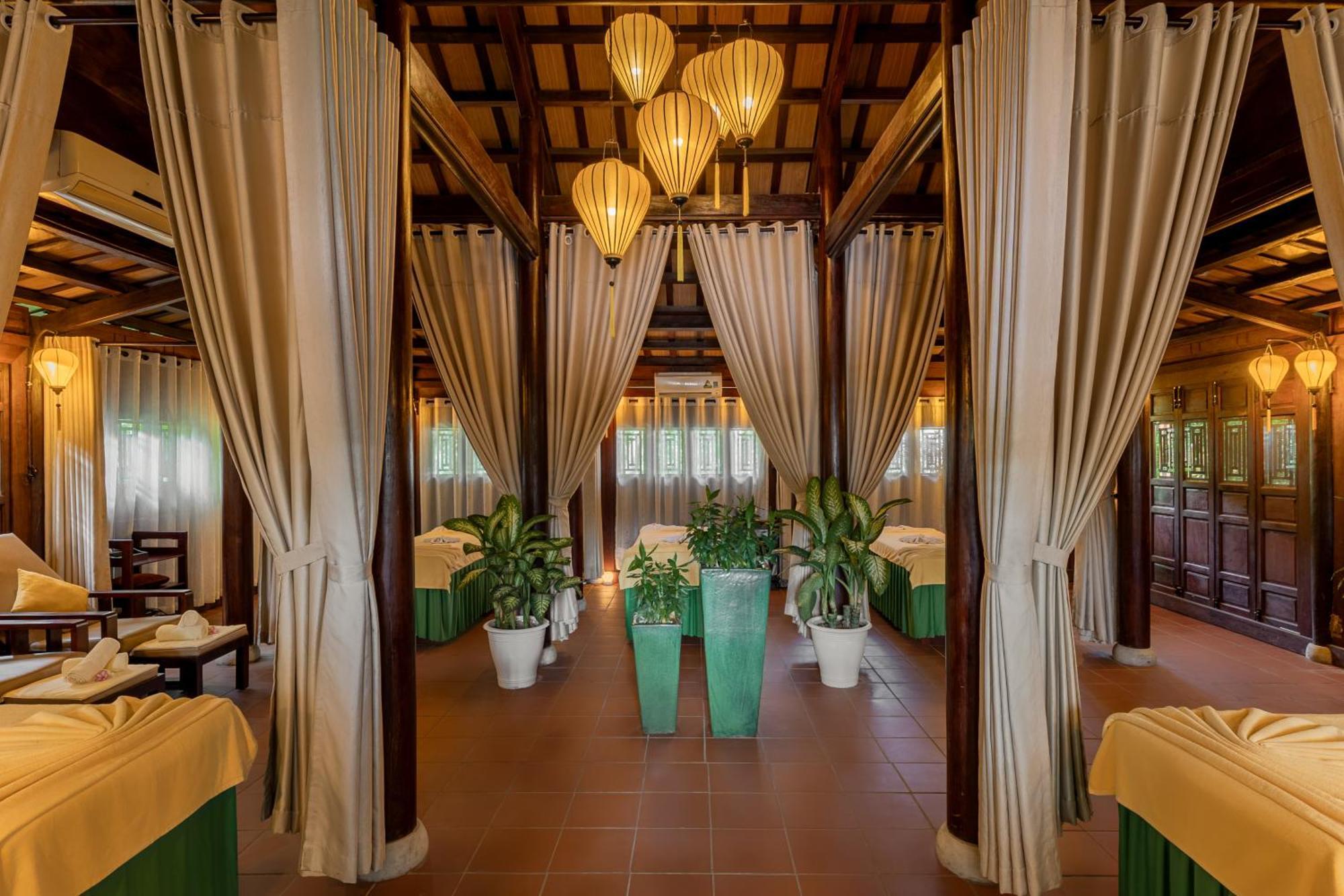 Rivertown Hoi An Resort & Spa Esterno foto A spa in Vietnam